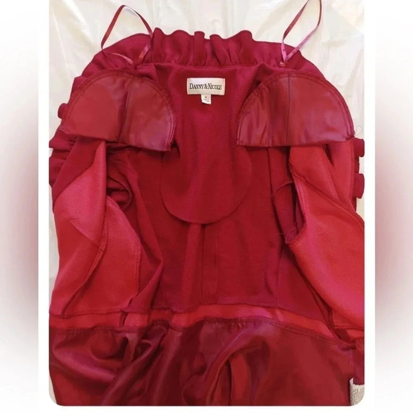 Danny & Nicole Red Ruffled  Blazer Size 16 - Picture 8 of 11